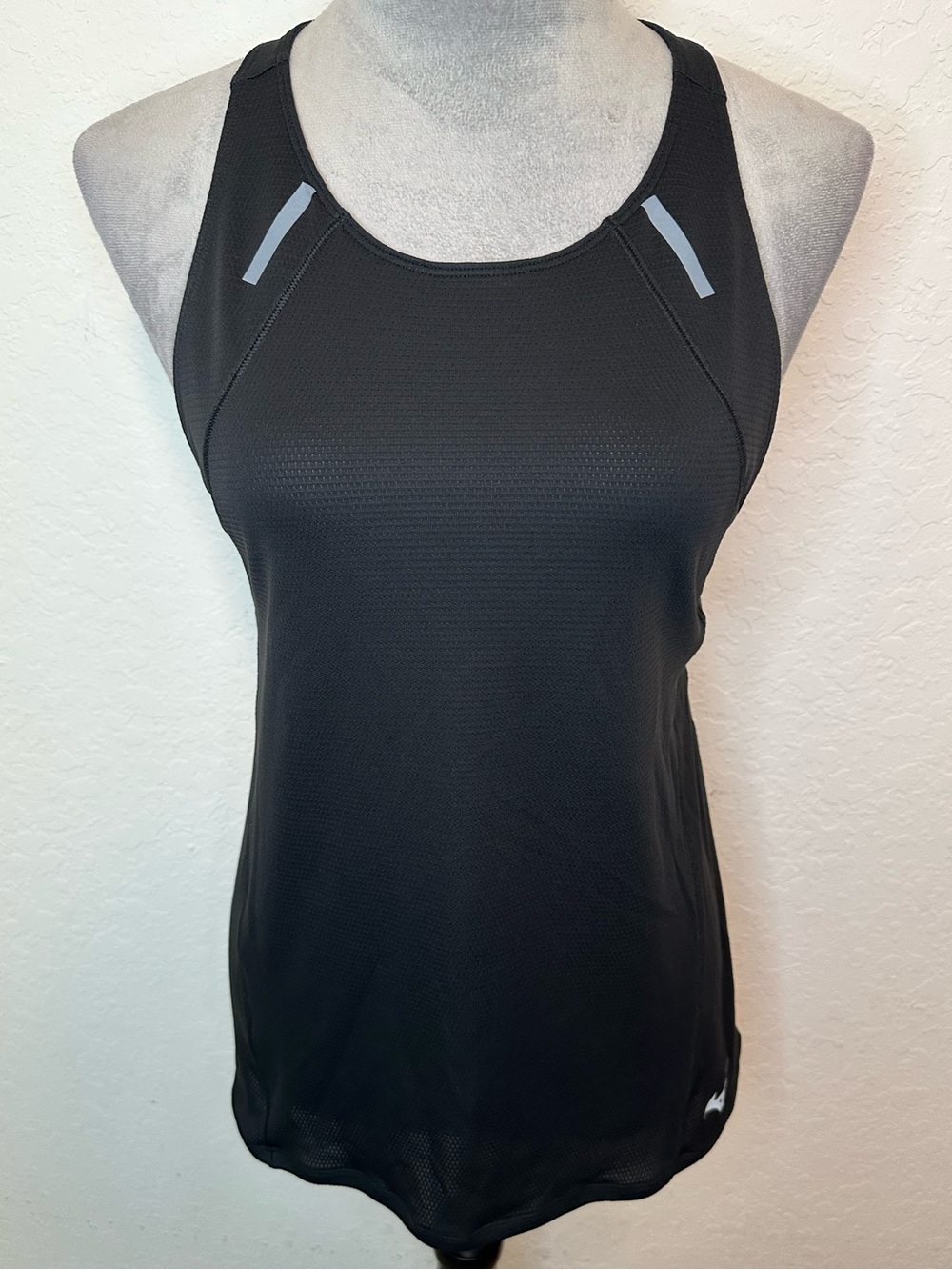 Mizuno Running DryAeroFlow Tank Top Black NWT Women’s Medium